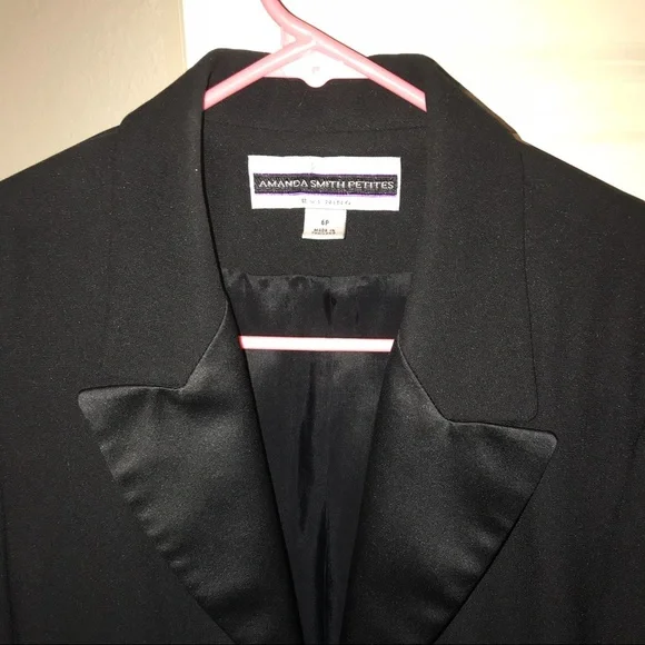 Jacket - Picture 2 of 8